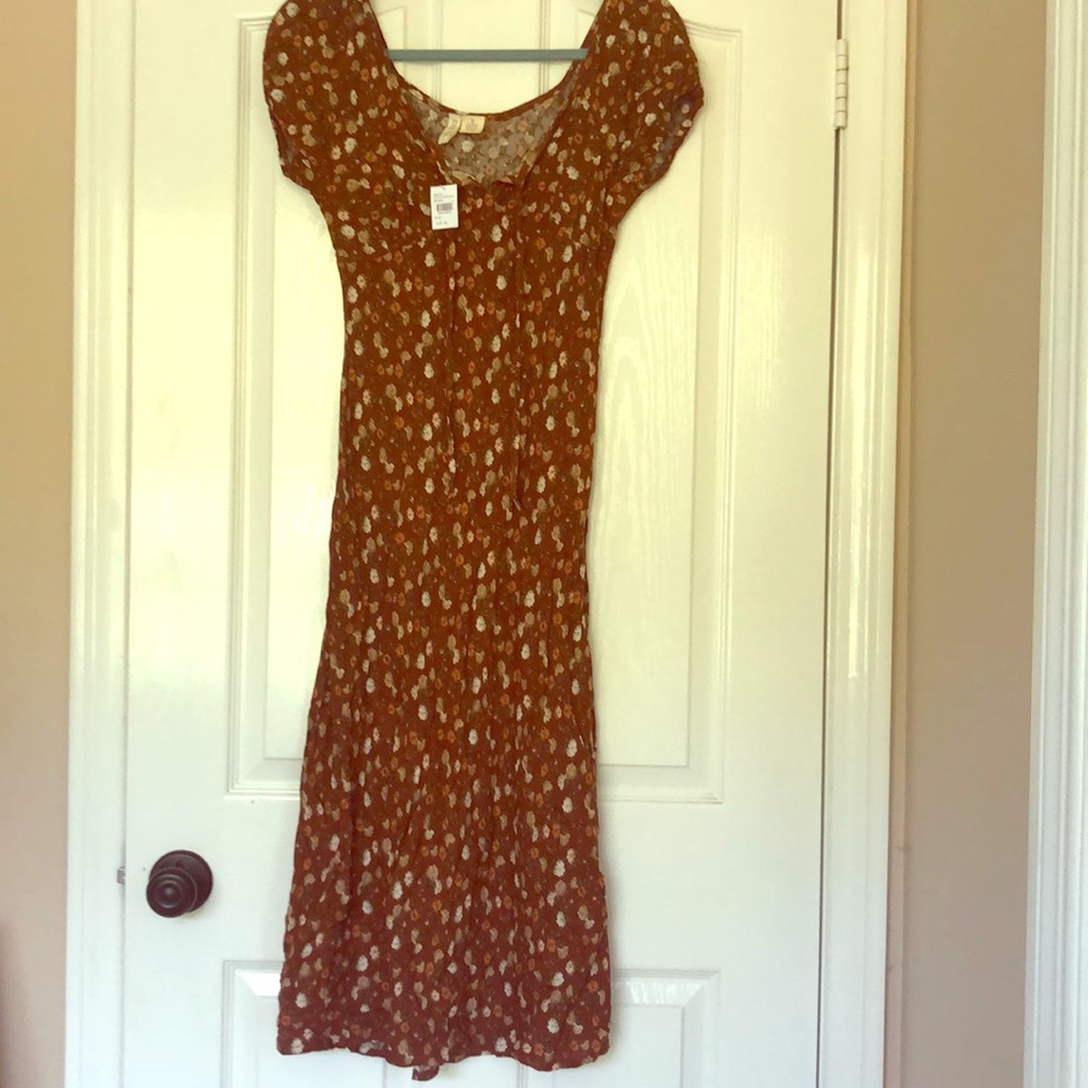 90’s floral peasant dress